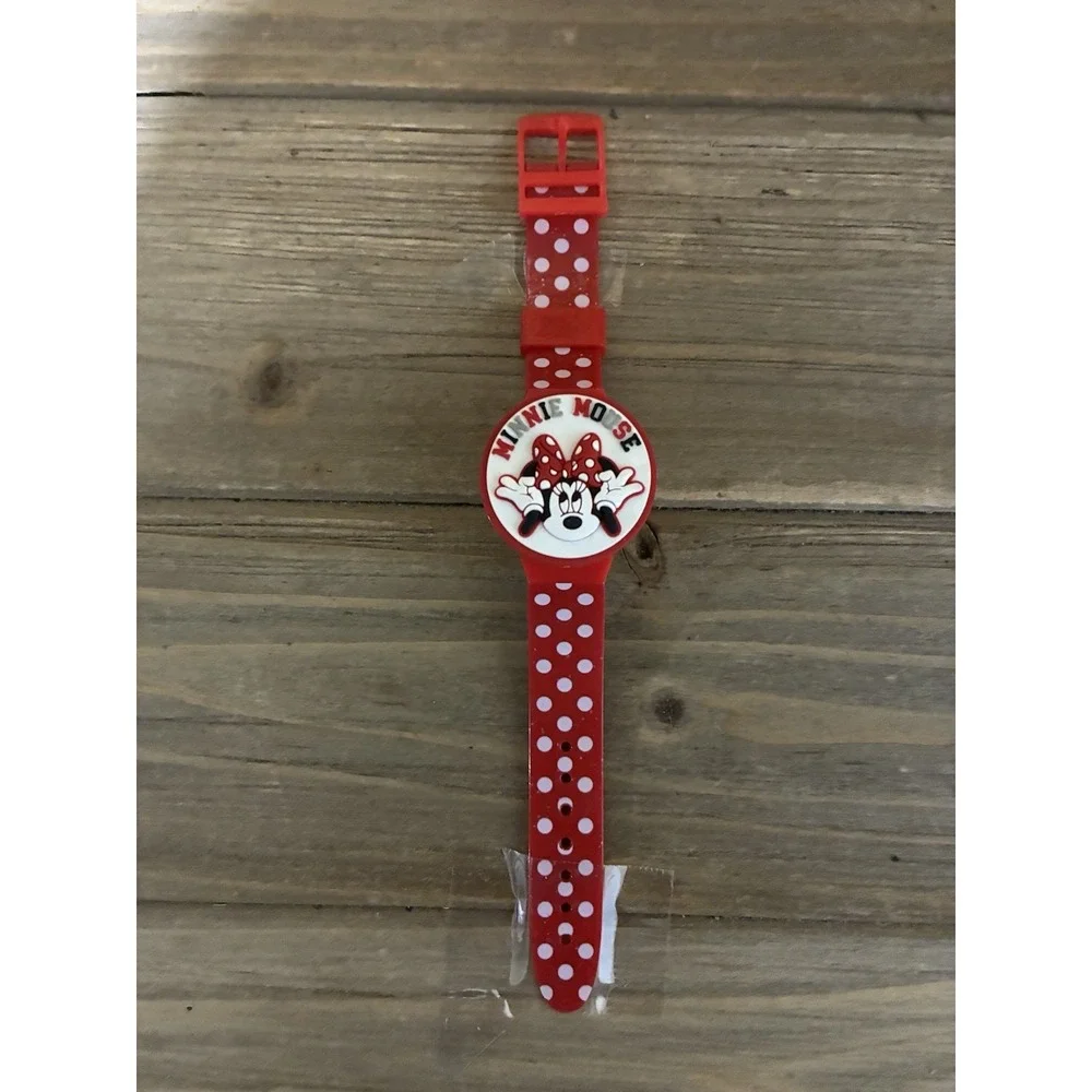 New In Bag Disney Minnie Mouse Watch Girls‎ With Accessories (Needs Batteries)